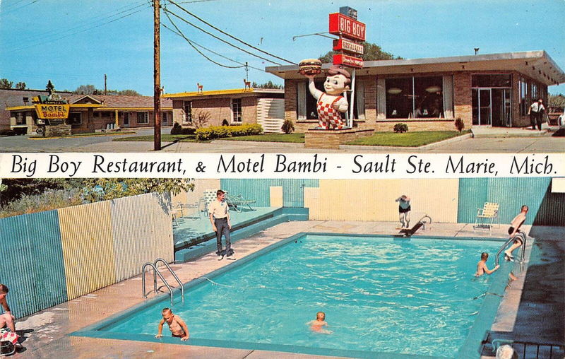 Motel Bambi (Bambi Motel) - Vintage Postcard (newer photo)